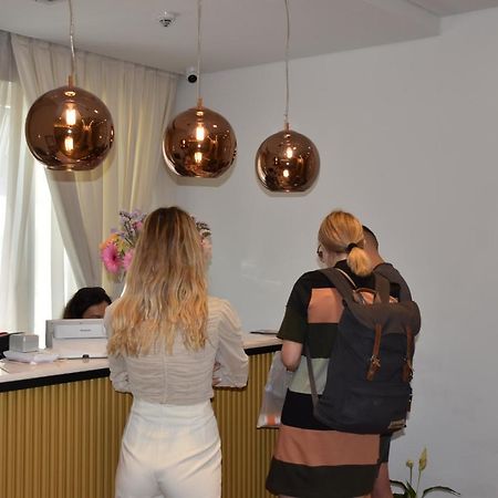 Hotel Ergi'S Durrës Eksteriør bilde
