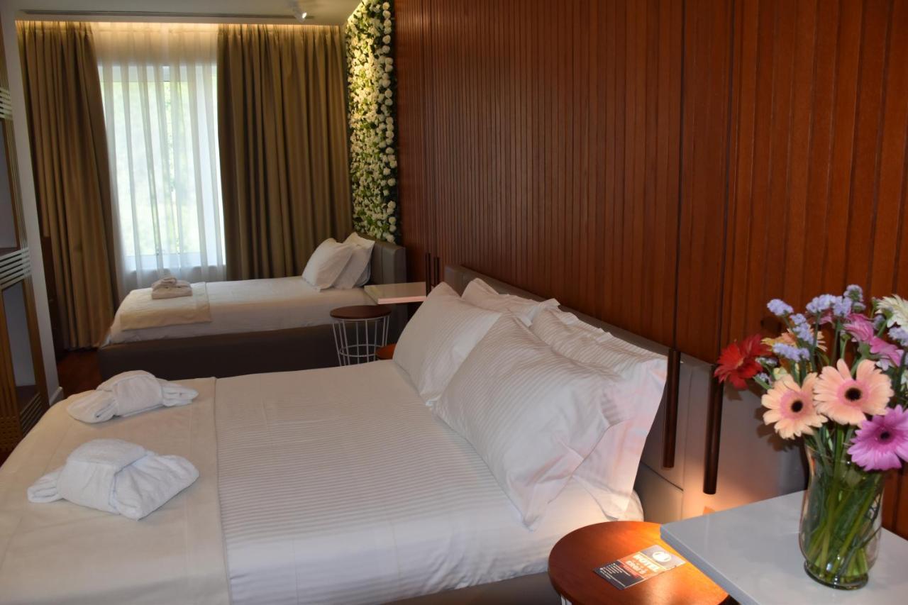 Hotel Ergi'S Durrës Eksteriør bilde