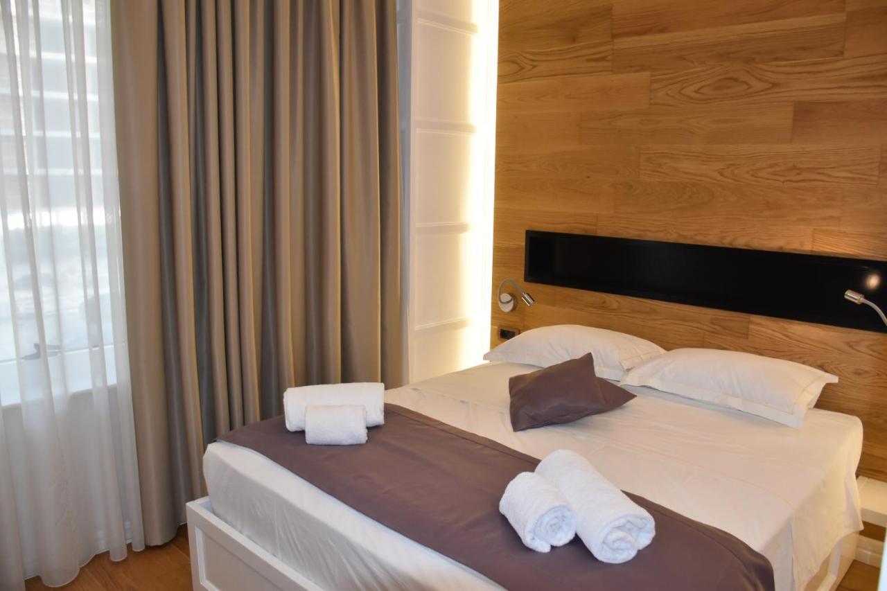Hotel Ergi'S Durrës Eksteriør bilde