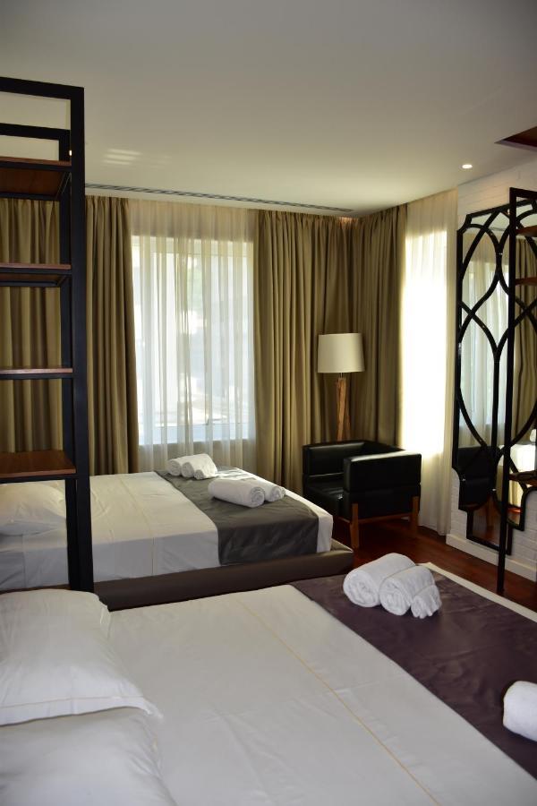 Hotel Ergi'S Durrës Eksteriør bilde
